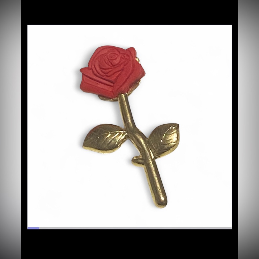 Vintage Gold Tone Red Rose Pin #9051